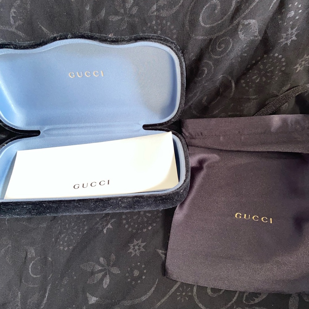 Gucci Sunglasses - Picture 2 of 7